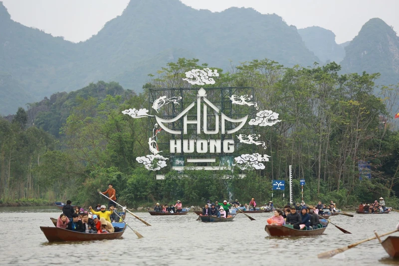 Chùa Hương sẵn sàng đón khách mùa lễ hội năm 2023.