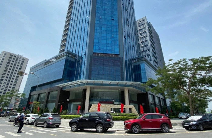 Hà Nội yêu cầu các sở, ngành làm rõ tiêu cực mà báo chí nêu tại Bộ phận một cửa, Sở Giao thông vận tải.