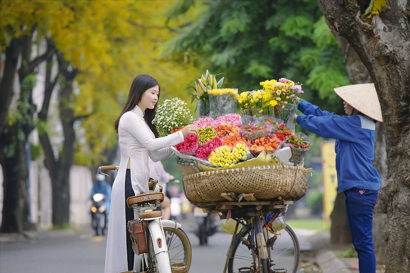Vẻ đẹp của Hà Nội khi thu về là lợi thế trong phát triển du lịch.
