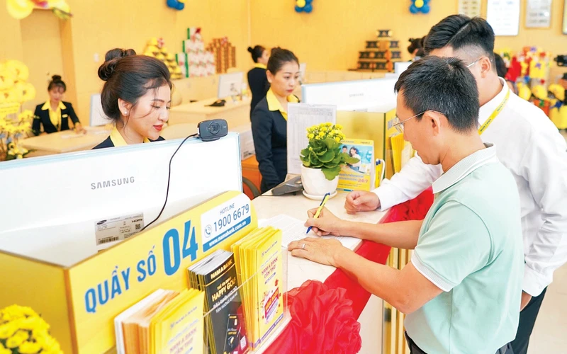 Chương trình, gói vay ưu đãi tại các ngân hàng hỗ trợ kịp thời nhu cầu vốn cho doanh nghiệp vừa và nhỏ. 