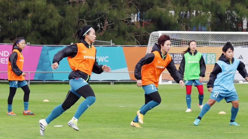 Ðội tuyển nữ Việt Nam tập luyện tại New Zealand chuẩn bị cho Word Cup 2023. 