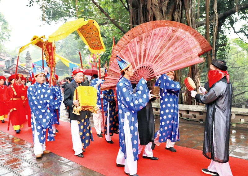 Lễ hội đền Voi Phục diễn ra trong không khí trang nghiêm, văn minh và an toàn, được dư luận đánh giá cao. 