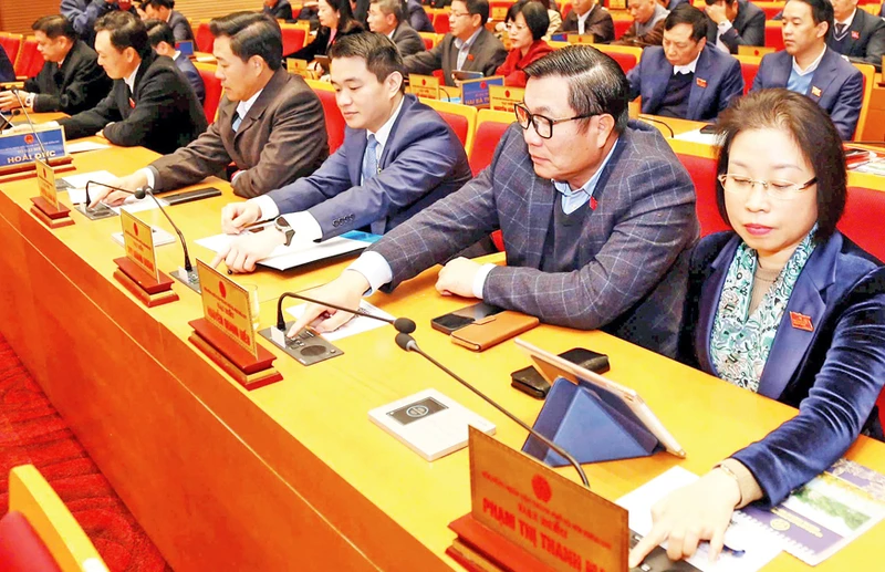 Hội đồng nhân dân thành phố Hà Nội đã quyết nghị mục tiêu tăng trưởng mới của thành phố năm 2025 là 8% trở lên. 