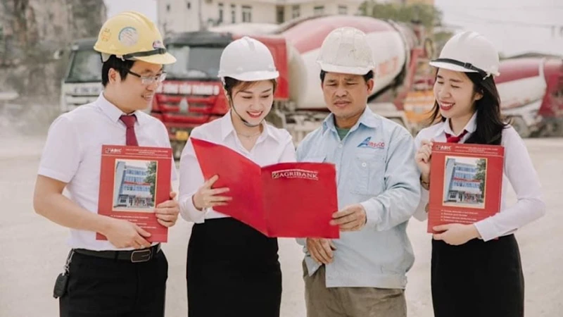 Agribank tích cực giảm lãi suất hỗ trợ người dân, doanh nghiệp