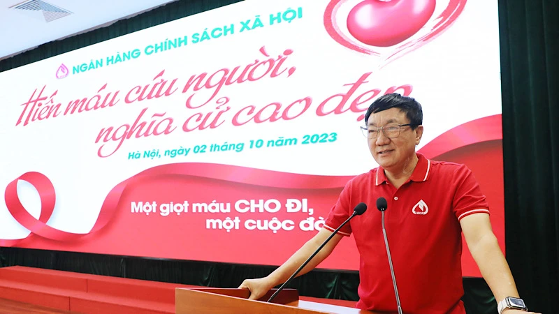 Tổng Giám đốc Ngân hàng Chính sách xã hội Dương Quyết Thắng phát biểu tại chương trình.