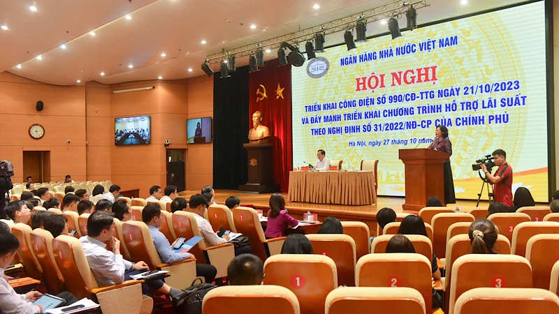 Toàn cảnh hội nghị.