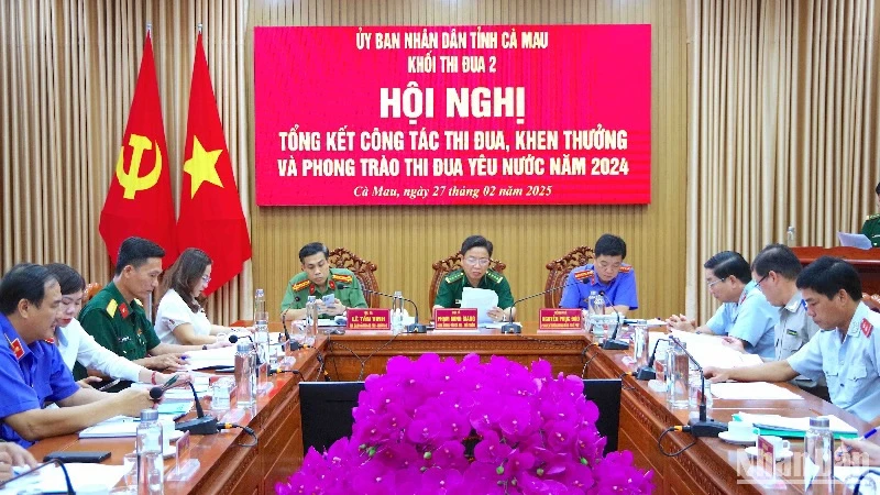 Đại biểu Khối thi đua 2 của tỉnh Cà Mau tham dự hội nghị tổng kết năm 2024.