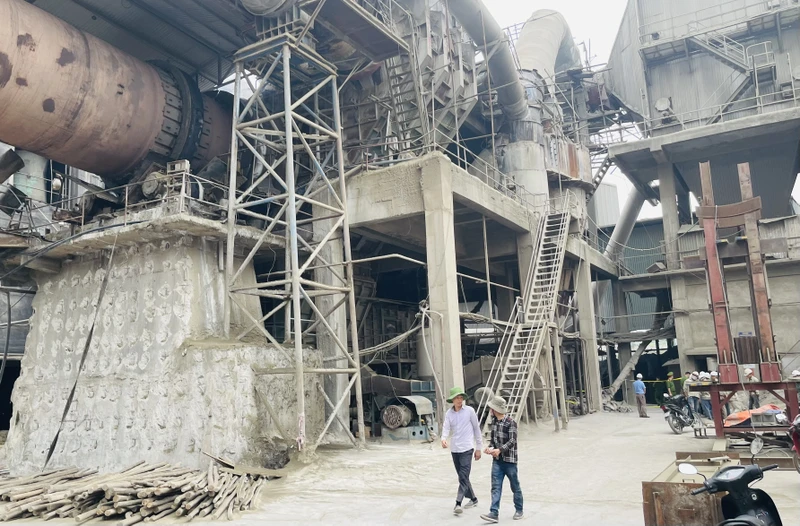 Khu vực xảy ra tai nạn lao động đặc biệt nghiêm trọng. (Ảnh: THANH SƠN)