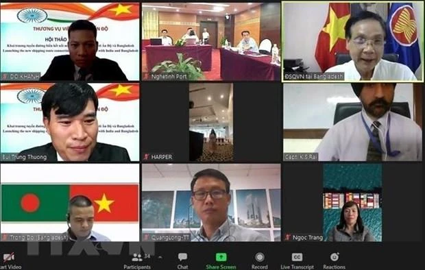 Các đại biểu tham dự hội nghị trực tuyến Khai trương tuyến tàu biển kết nối miền Trung Việt Nam-Ấn Độ.