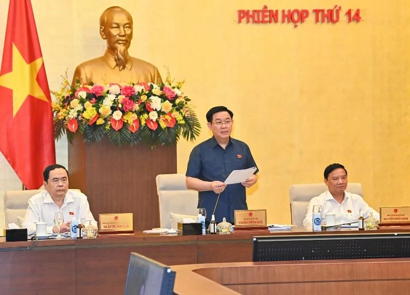 Chủ tịch Quốc hội Vương Đình Huệ phát biểu bế mạc phiên họp thứ 14 Ủy ban Thường vụ Quốc hội.