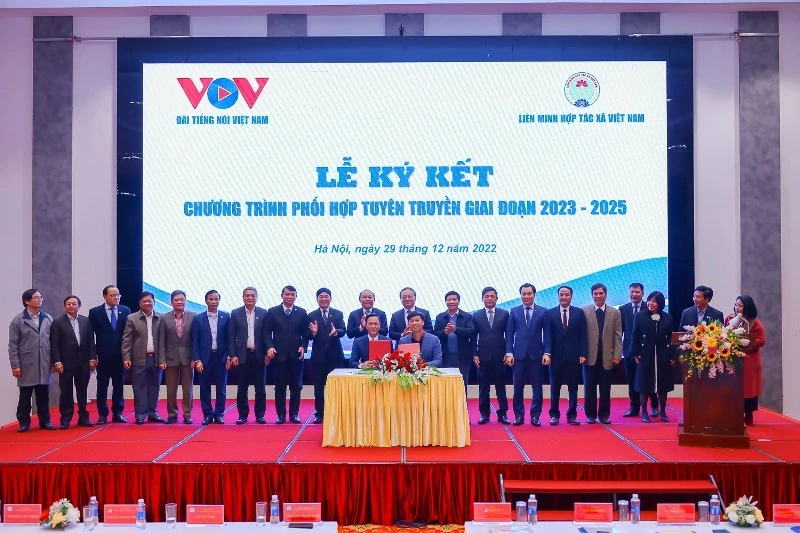 Phối hợp tuyên truyền về kinh tế tập thể, hợp tác xã