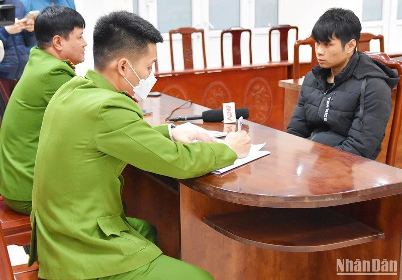 Đối tượng Vũ Đăng Mạnh tại cơ quan điều tra.