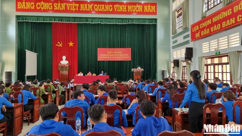Quang cảnh buổi đối thoại. 