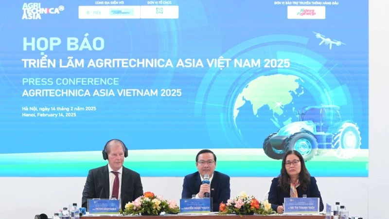 Họp báo công bố Triển lãm Agritechnica Asia Việt Nam 2025, với chủ đề “Thúc đẩy sáng kiến xanh ở Đông Nam Á”, chiều 14/2, tại Hà Nội. 