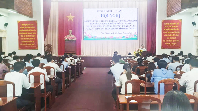 Quang cảnh hội nghị.