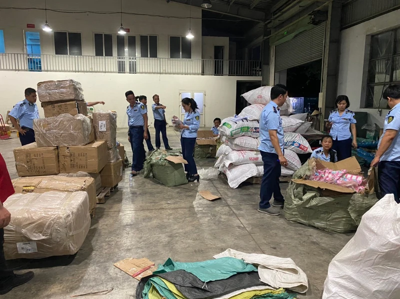 Kiểm tra kho hàng tại Công ty TNHH một thành Viên Logistics Viettel (TP Hồ Chí Minh)