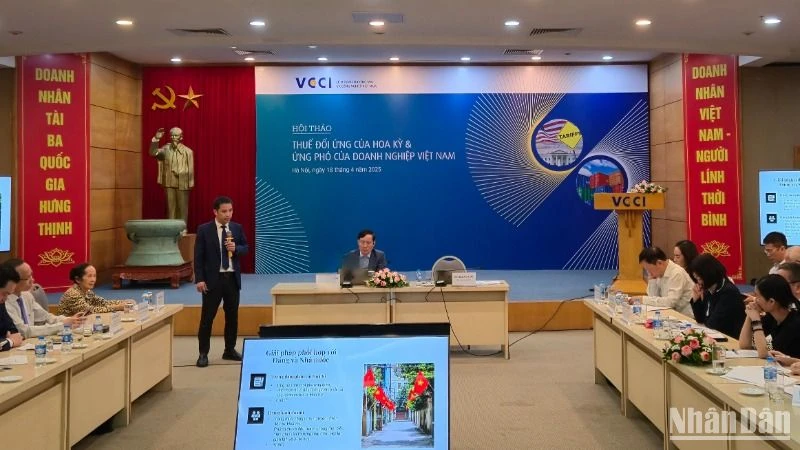 Các doanh nghiệp cần nâng cao năng lực thích ứng, sức chống chịu nhằm vươn lên trong chuỗi thương mại toàn cầu. (Ảnh: MINH DŨNG)