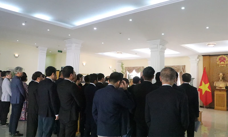 Lễ kỷ niệm 133 năm Ngày Sinh Chủ tịch Hồ Chí Minh tại Đại sứ quán Việt Nam ở Phnom Penh