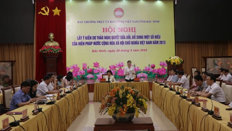 Quang cảnh hội nghị.