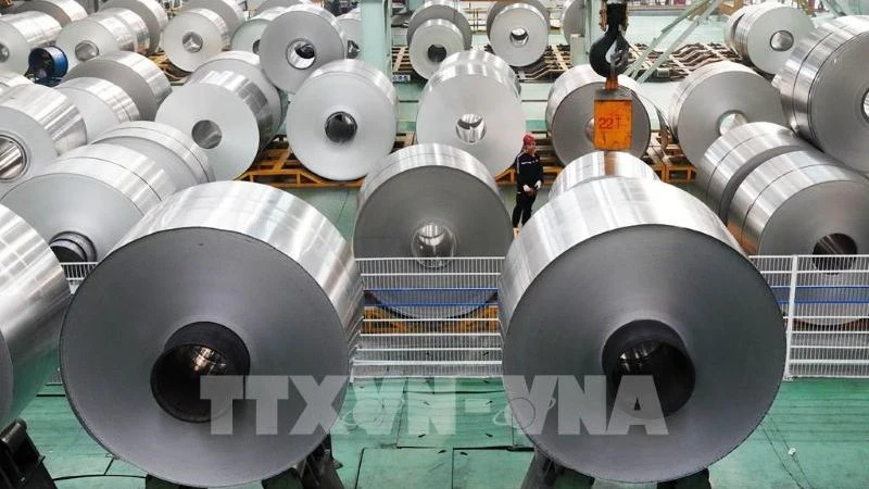 Nhôm thành phẩm trong phân xưởng sản xuất của một tập đoàn ở Cáp Nhĩ Tân, tỉnh Hắc Long Giang, Trung Quốc. (Ảnh: THX/TTXVN)