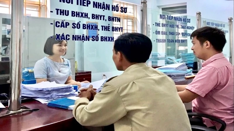 Bảo hiểm xã hội Hải Dương hướng dẫn việc thực hiện đóng bảo hiểm xã hội, bảo hiểm y tế, bảo hiểm thất nghiệp cho doanh nghiệp và người lao động.