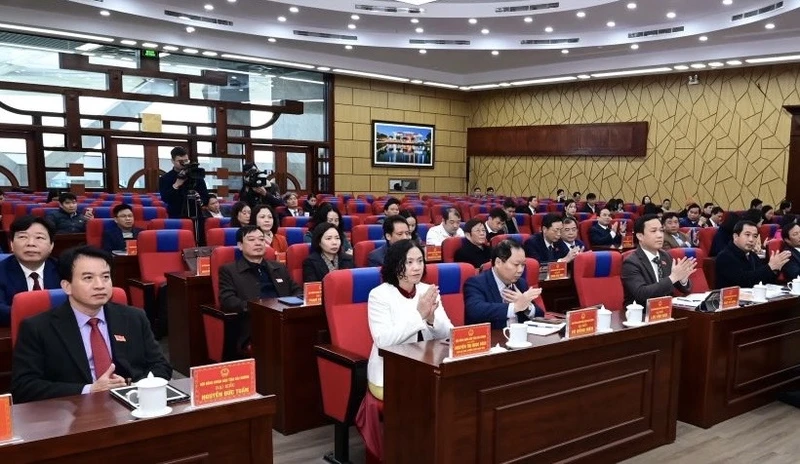 Hội đồng nhân dân tỉnh Hải Dương thông qua chính sách tặng quà đối tượng tham gia chiến dịch Điện Biên Phủ.