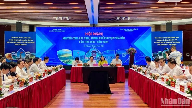 Quang cảnh hội nghị.