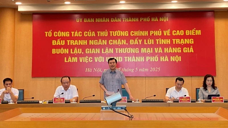 Thứ trưởng Công thương Nguyễn Sinh Nhật Tân phát biểu tại buổi làm việc. (Ảnh: NGUYÊN TRANG)