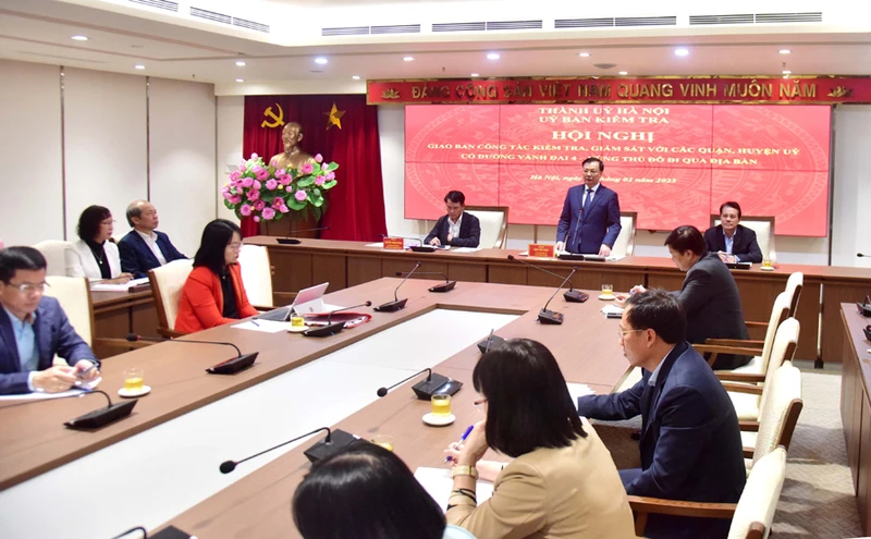 Quang cảnh hội nghị sáng 3/2.