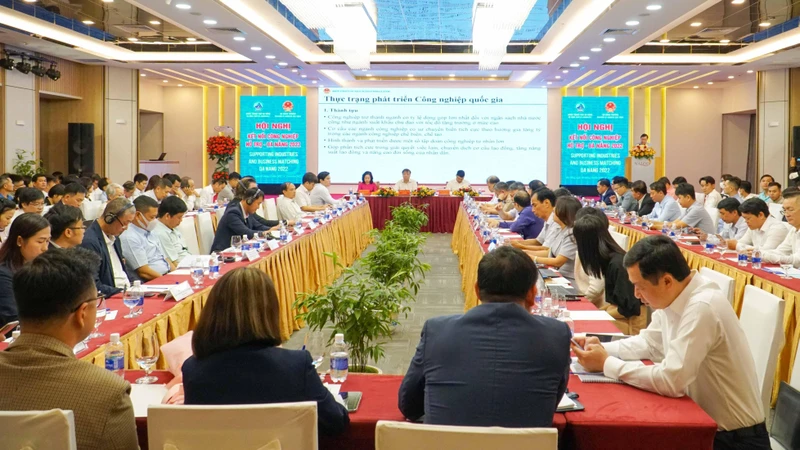 Toàn cảnh hội nghị.