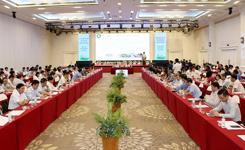 Các đại biểu tham dự hội thảo.