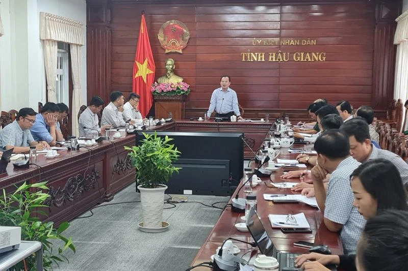 Quang cảnh buổi làm việc.