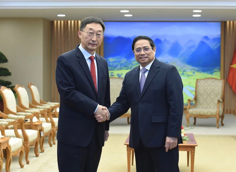 Thủ tướng Phạm Minh Chính tiếp đồng chí Lưu Ninh, Bí thư Đảng ủy Khu tự trị dân tộc Choang Quảng Tây, Trung Quốc. 
