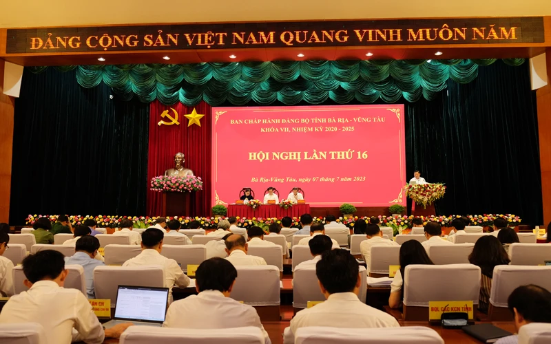 Toàn cảnh Hội nghị Ban Chấp hành Đảng bộ tỉnh Bà Rịa-Vũng Tàu lần thứ 16.