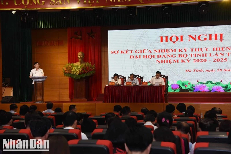 Tại hội nghị, các đại biểu đã thẳng thắn nhìn nhận, đánh giá những tồn tại, hạn chế và đưa ra giải pháp khắc phục khó khăn.