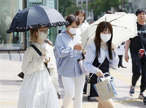 Nắng nóng tại Nhật Bản. (Ảnh: Kyodo/TTXVN)