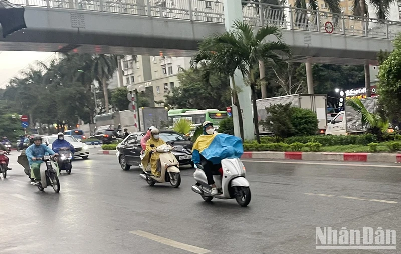 Dự báo Hà Nội sáng có mưa rào và dông rải rác. (Ảnh minh họa: Đ.T)