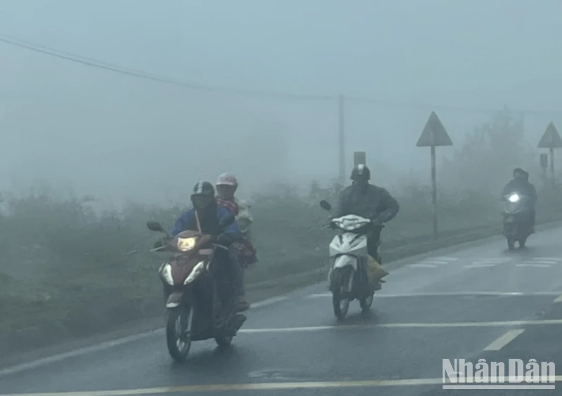 Đợt không khí lạnh này nhiệt độ vùng núi cao có nơi dưới 20 độ C và có mưa. (Ảnh minh họa: Đ.T)
