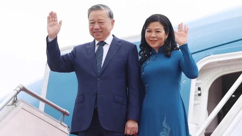 Tổng Bí thư Tô Lâm và Phu nhân. (Ảnh: Thống Nhất/TTXVN)