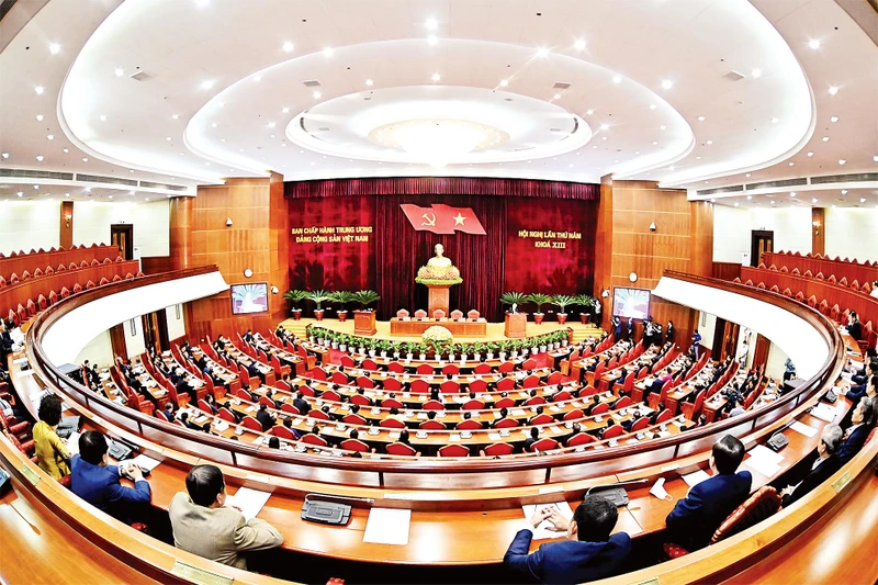 Quang cảnh Hội nghị lần thứ năm Ban Chấp hành Trung ương Đảng khóa XIII. Ảnh: ĐĂNG KHOA