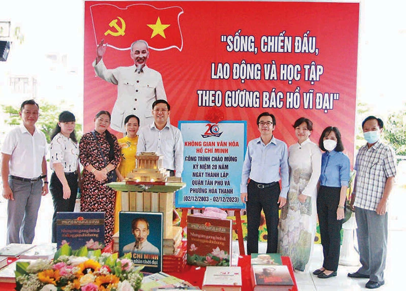 Mô hình “Không gian văn hóa Hồ Chí Minh” tại phường Hòa Thạnh là điểm sinh hoạt của cán bộ, công chức, viên chức, người lao động và nhân dân. (Ảnh tư liệu)