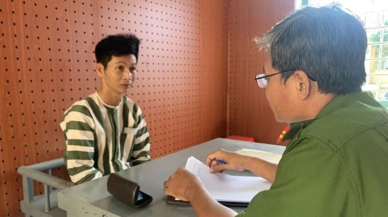 Đối tượng Trần Quang Trí khai nhận hành vi phạm tội.