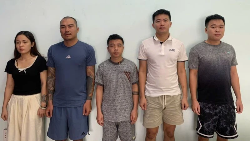 Nhóm đối tượng cho vay lãi nặng.