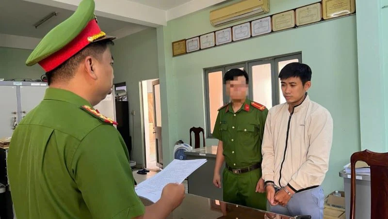 Khởi tố, bắt tạm giam Phạm Thành Nhẫn.