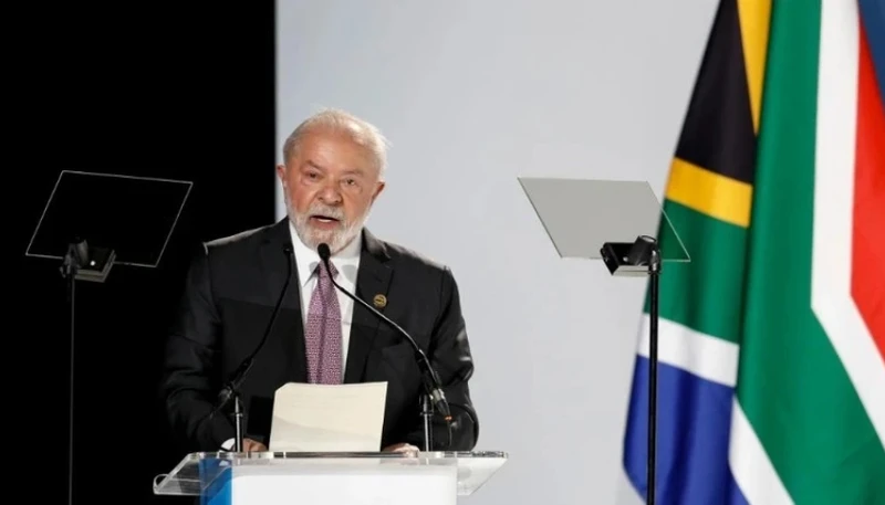 Tổng thống Brazil Lula da Silva phát biểu tại Hội nghị Cộng đồng các quốc gia Mỹ Latin và Caribe (CELAC) lần thứ 9 vừa khép lại ở Honduras. (Ảnh: Tân hoa xã)