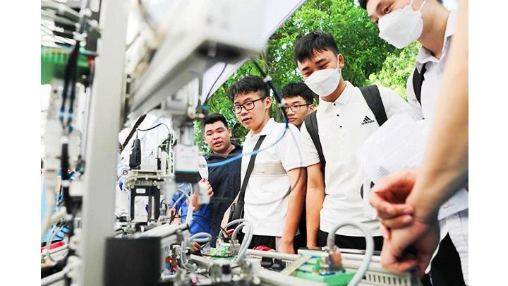 Thêm cơ hội nâng cao chất lượng nghiên cứu tại các trường đại học tự chủ. Ảnh: BÍCH NGỌC