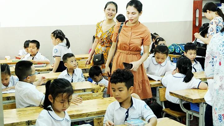 Năm học 2022-2023, một số địa phương thiếu nhiều giáo viên để triển khai môn Ngoại ngữ và Tin học theo chương trình mới. Ảnh: HẢI NAM