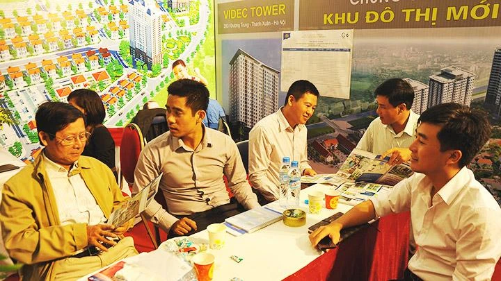 Sáu tháng đầu năm 2022, giá trị phát hành trái phiếu của các doanh nghiệp bất động sản giảm mạnh. Ảnh: NG.NAM