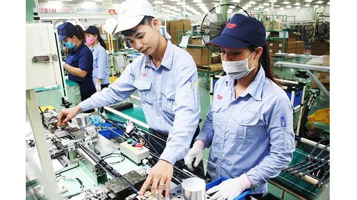 Nhu cầu tuyển dụng lao động gia tăng trong bối cảnh sản xuất đang phục hồi.