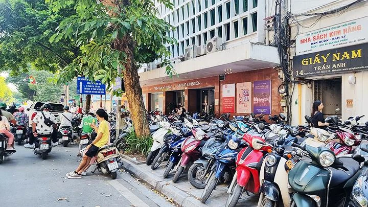 Cần giải quyết những bất cập giao thông trước khi có thể thí điểm thu phí nội đô.